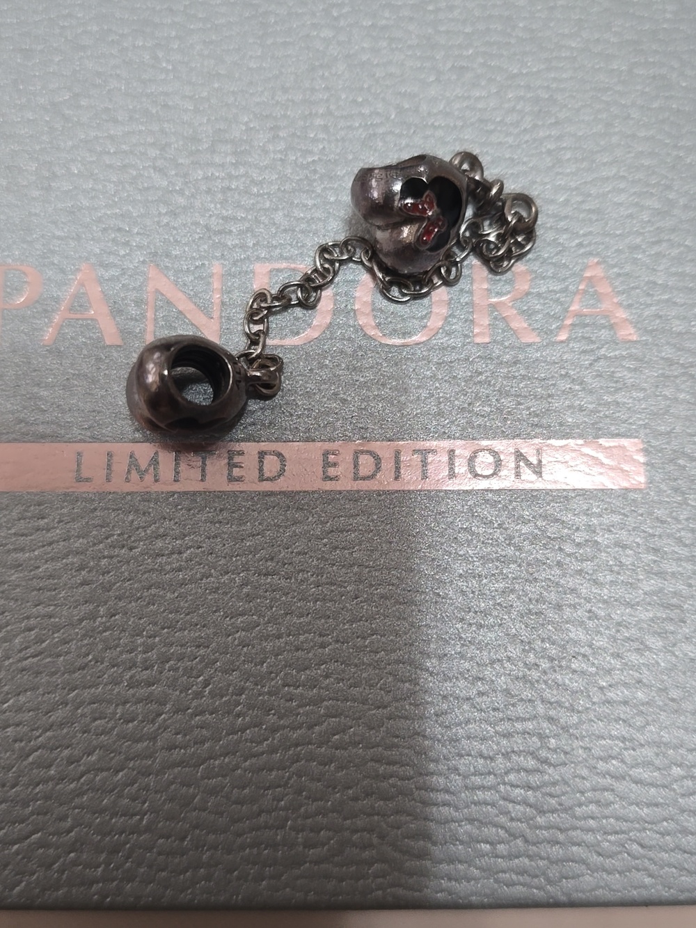 Authentic Pandora Safety Chain. Minnie And Mickey - Picture 2 of 4
